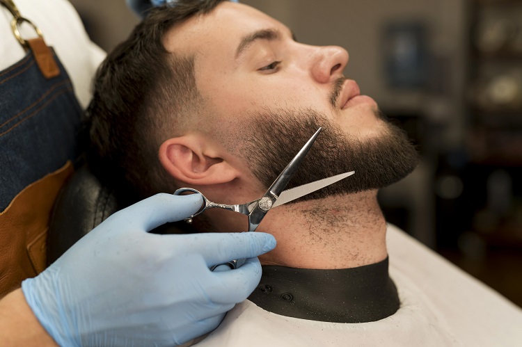 How to trim a Ducktail Beard